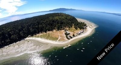 Thormanby Island Island Cottage for sale:  1 bedroom 632 sq.ft. (Listed 2023-08-10)