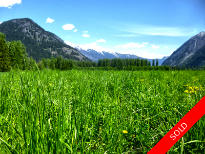 40.5 ACRES OF ORGANIC SUNNY FARMLAND ACROSS FROM LILLOOET RIVER Farm Land for sale: (Listed 2020-02-11)