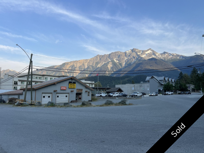 PEMBERTON for sale: 1 bedroom