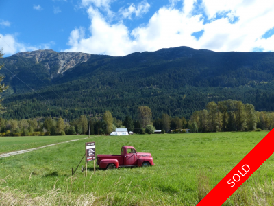 PEMBERTON House with Acreage for sale: 3 bedroom 2,160 sq.ft. (Listed 2026-03-26)